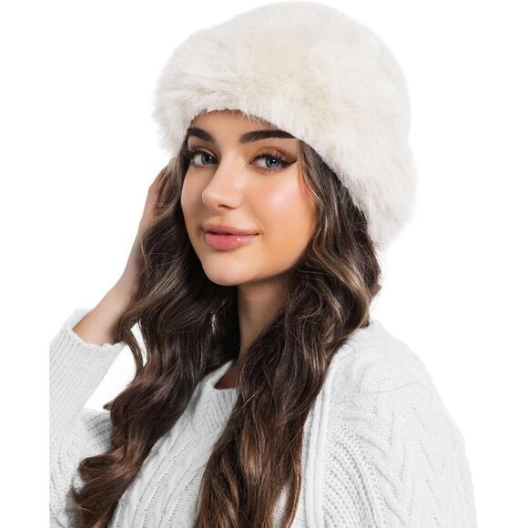 Women\'s White Faux Fur Fluffy Bucket Hat Winter Warm Fuzzy Mongolian Hat main image 5